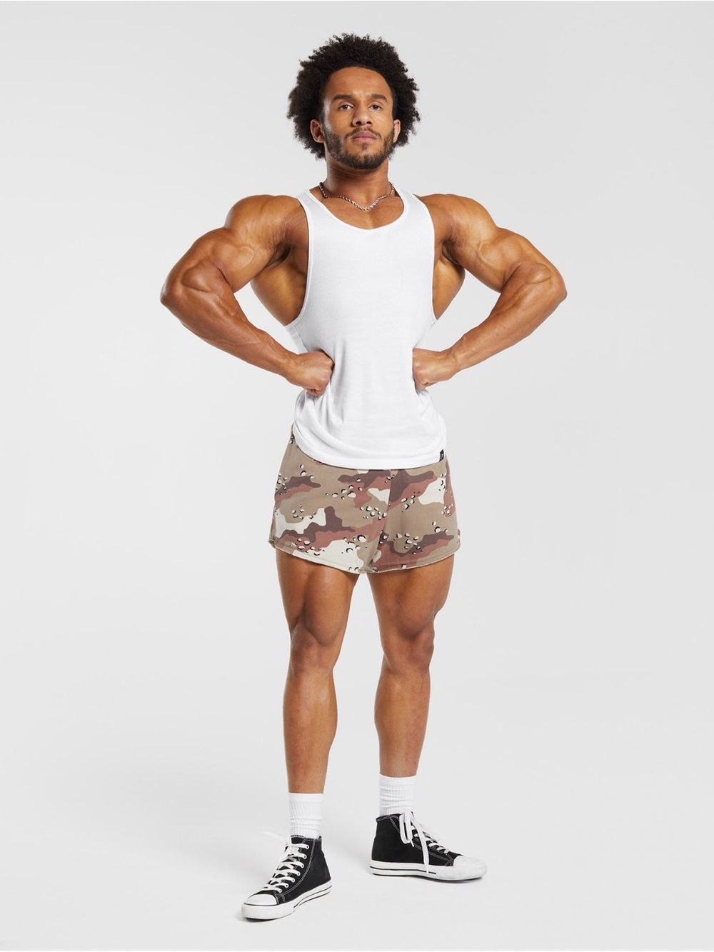 Gymshark Legacy 4" Shorts Cement Brown men’s size medium NWT - Picture 4 of 8